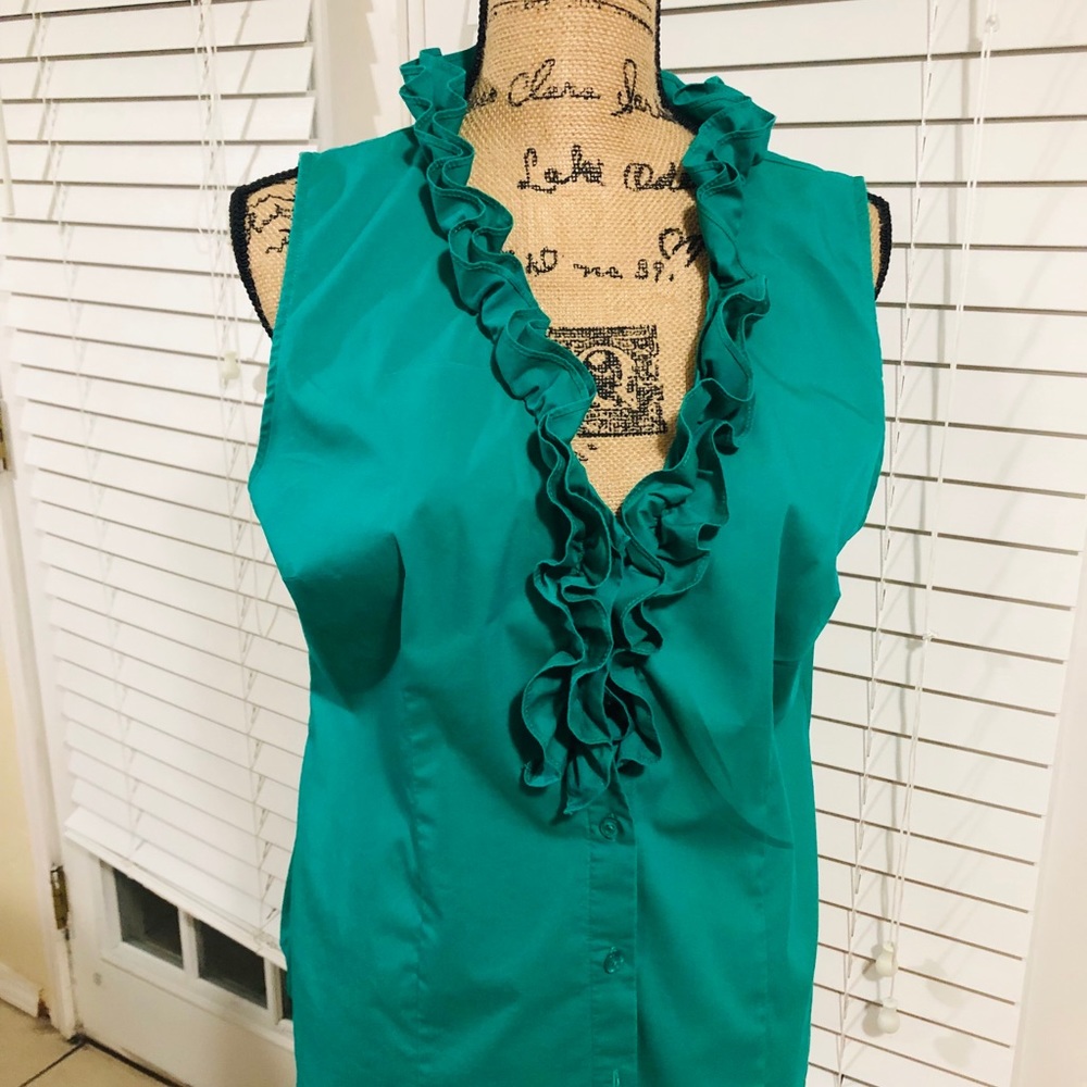 Sleeveless top